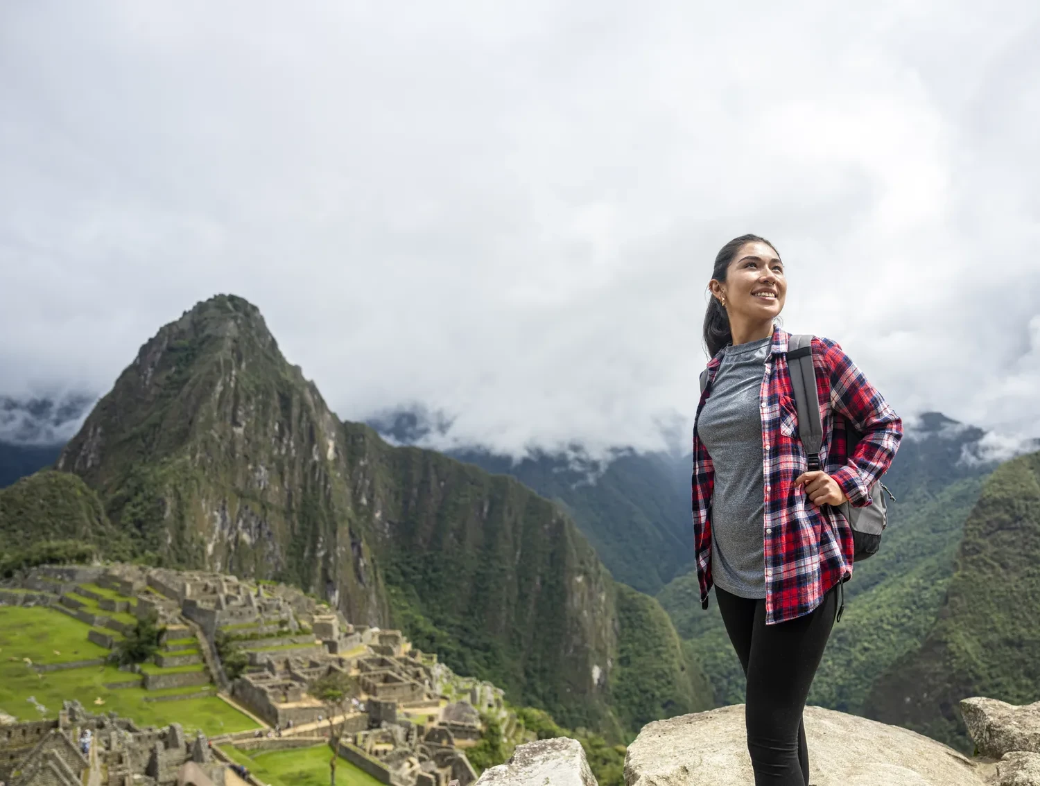 hiking machu picchu